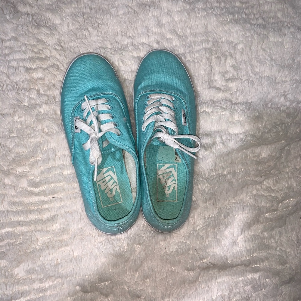 Classic Vans - Picture 2 of 2